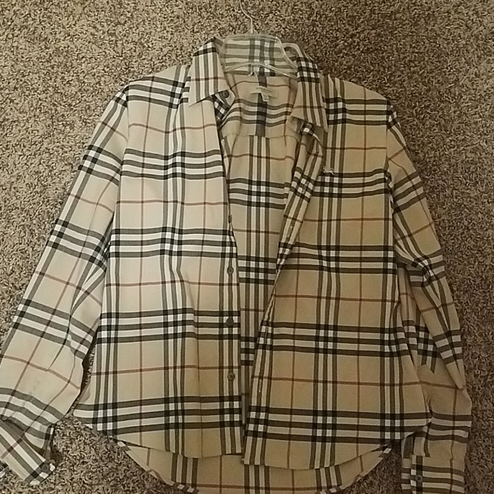 Women's Burberry shirt